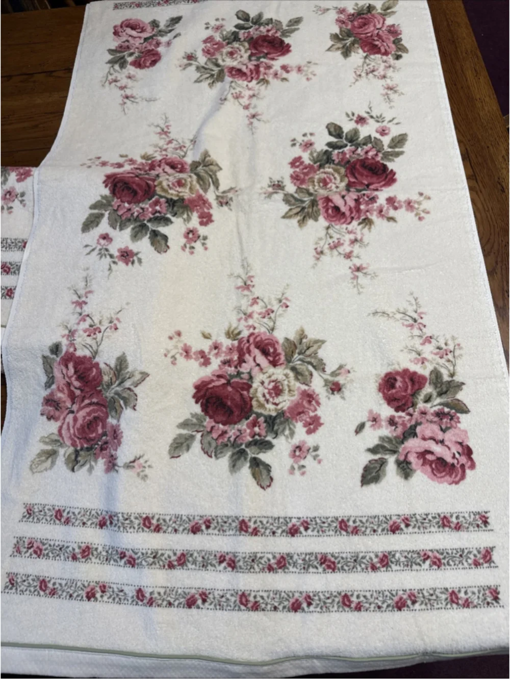 NEW Vintage Laura Ashley Lisalee Pink Rosebud Bath Towels Set 2 Revman Cotton
